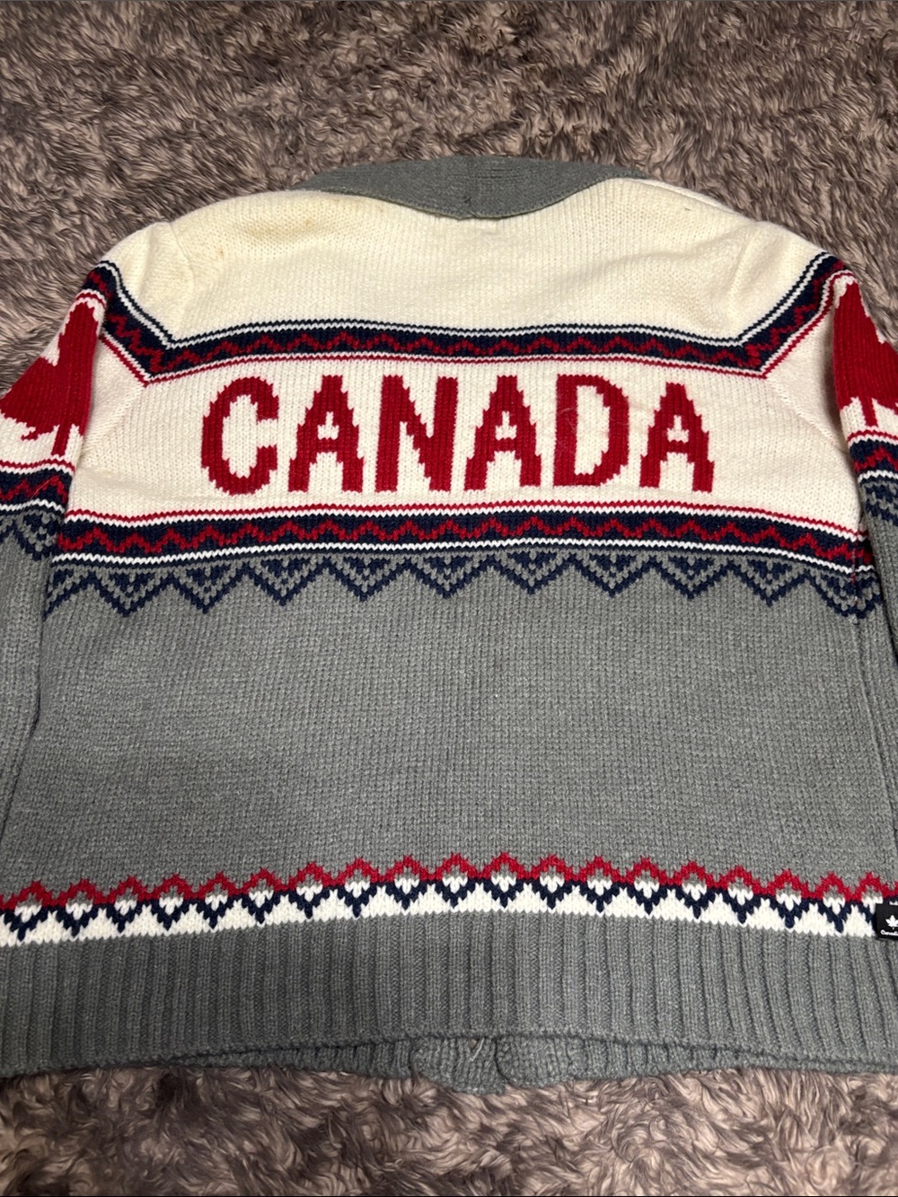 NWOT Shawl-Collar Cardigan Sweater in Gray, Cream & Red Maple Motif - Picture 7 of 10